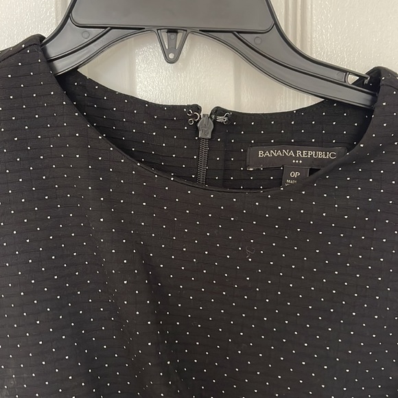 Professional Dress - Picture 3 of 4